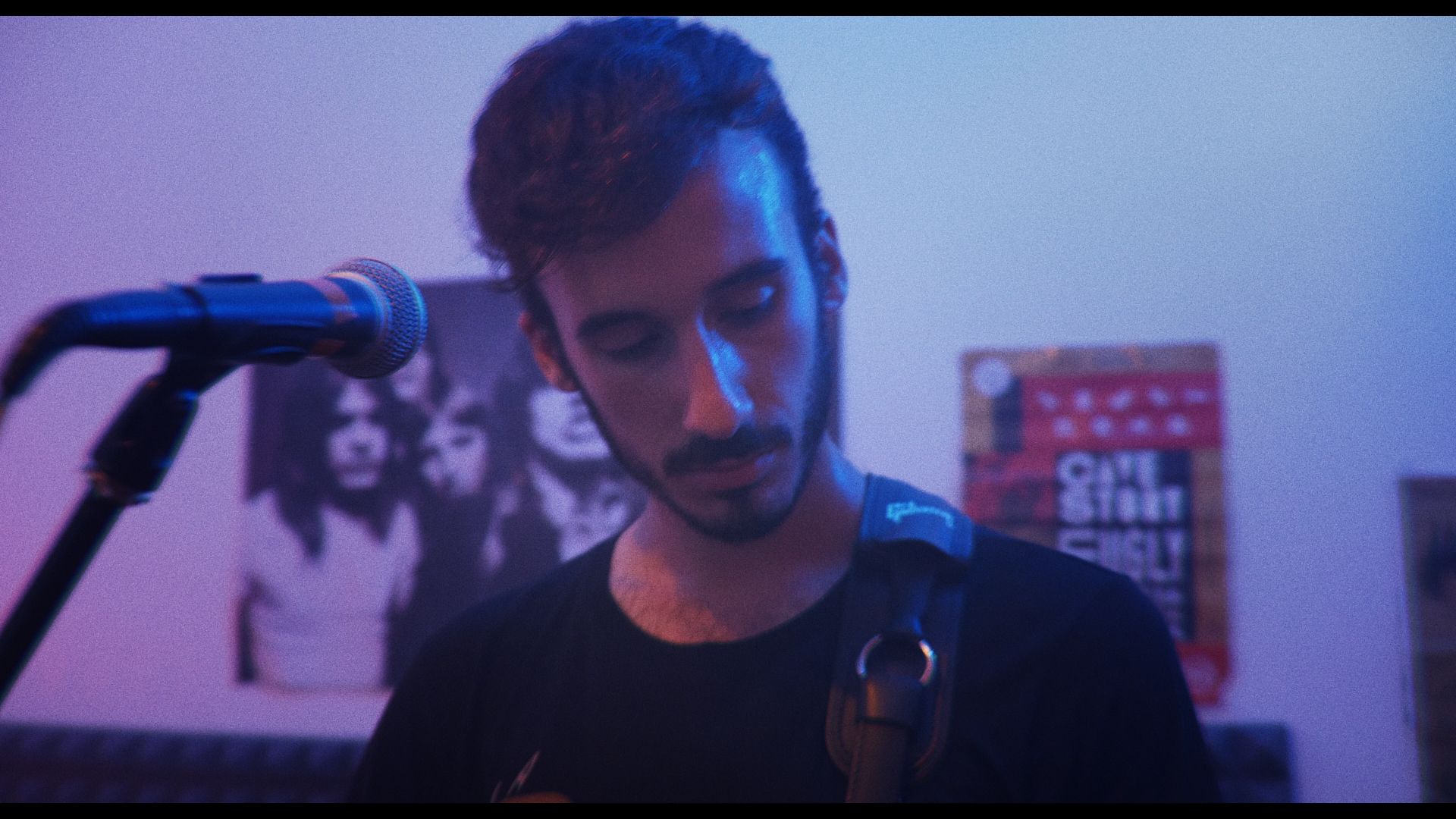 MMT_GOLDEN_WATER_STILL_3.4.1